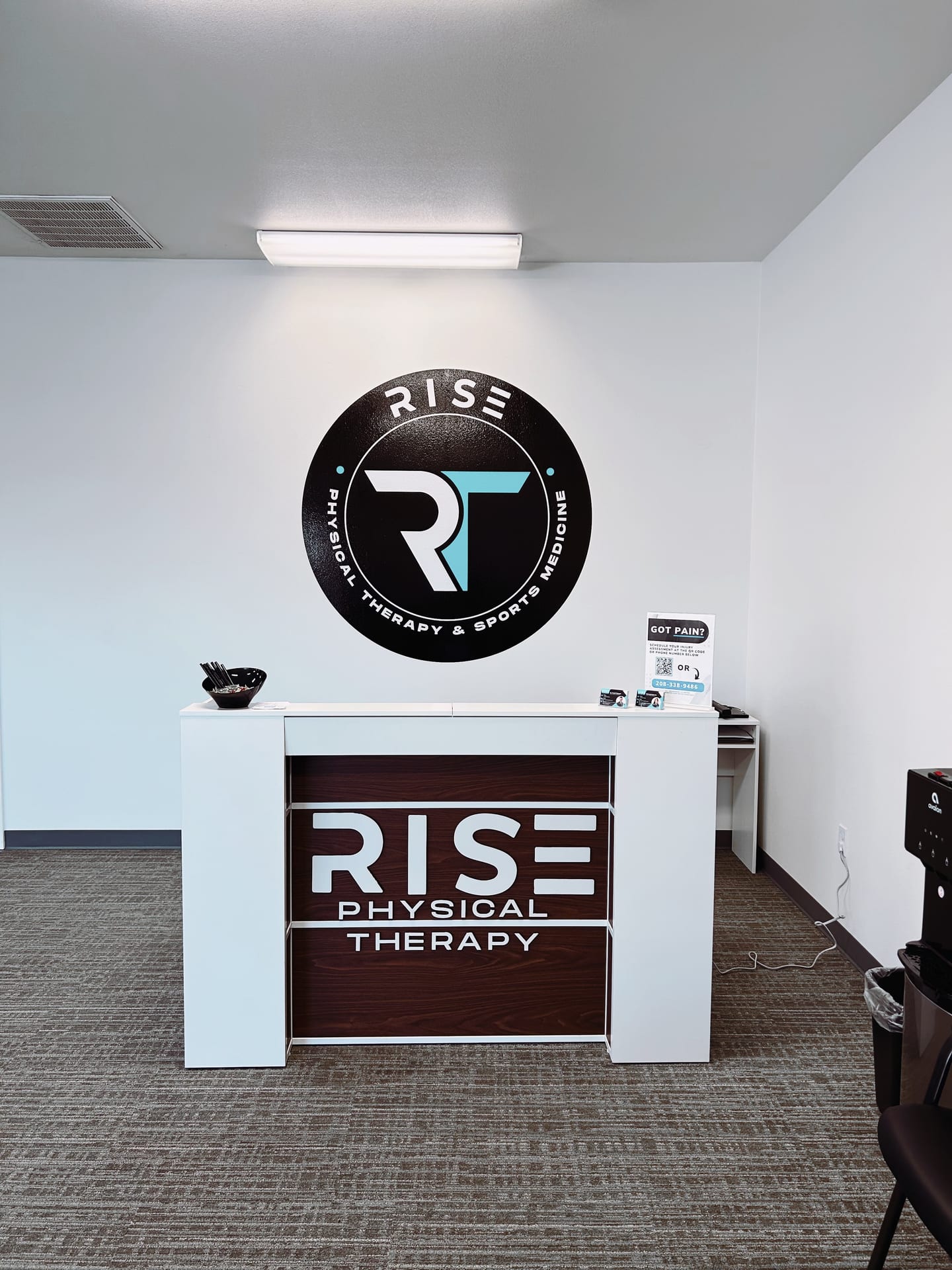 Nampa clinic front desk