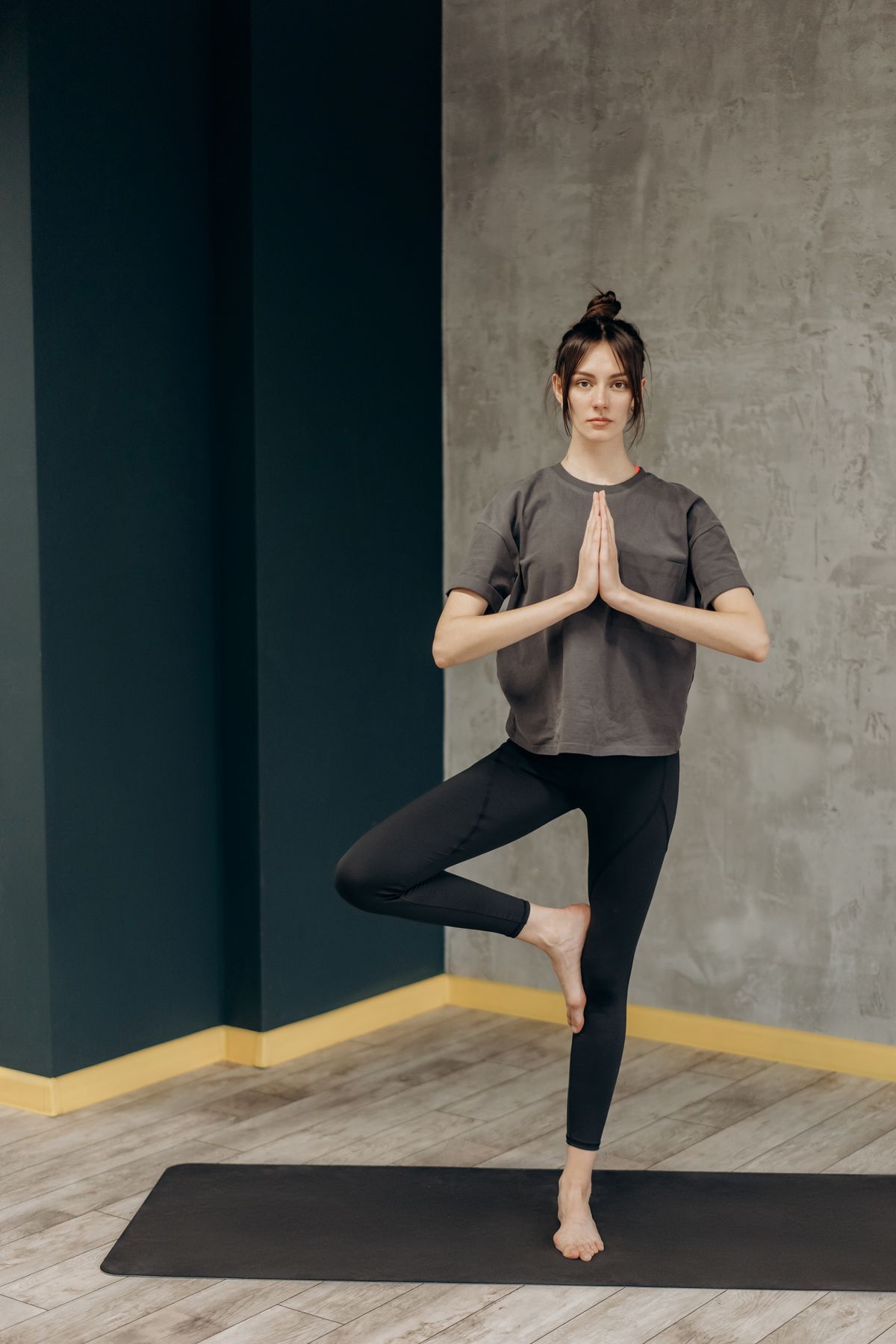 Single-leg balance exercise used in vestibular rehabilitation